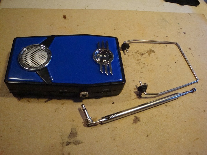 Real Antenna VS Kickstand